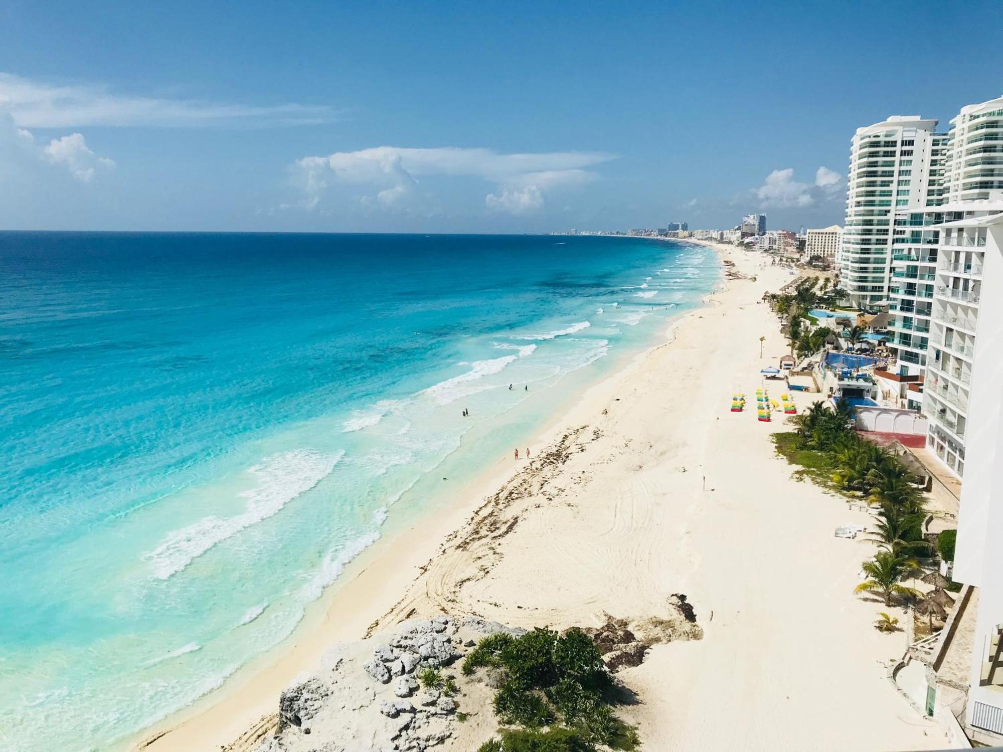 2 Story Oceanfront Penthouses On Cancun Beach! Buitenkant foto