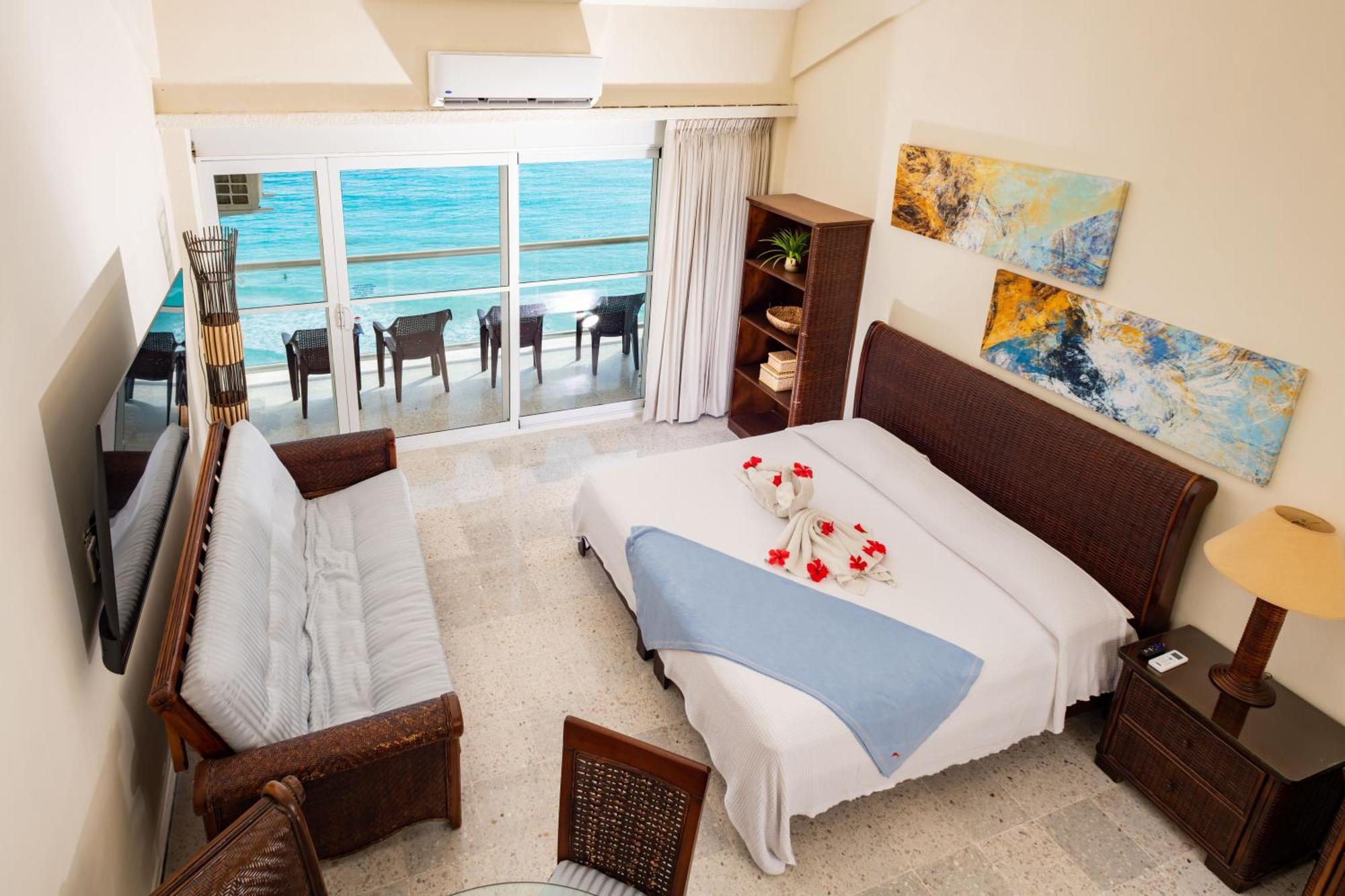 2 Story Oceanfront Penthouses On Cancun Beach! Buitenkant foto