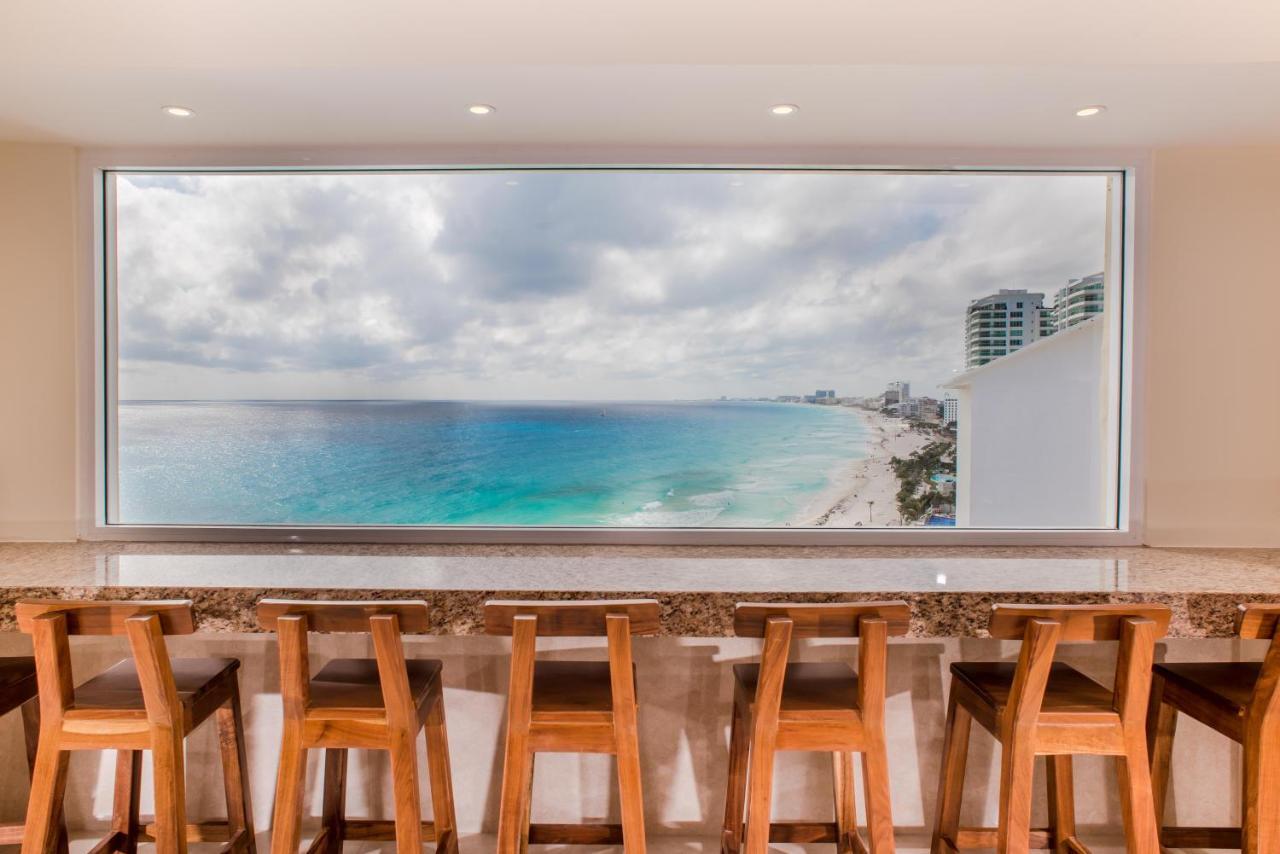 2 Story Oceanfront Penthouses On Cancun Beach! Buitenkant foto