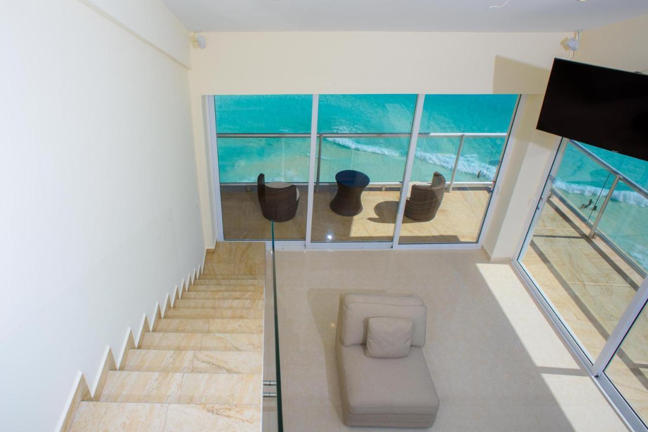 2 Story Oceanfront Penthouses On Cancun Beach! Buitenkant foto