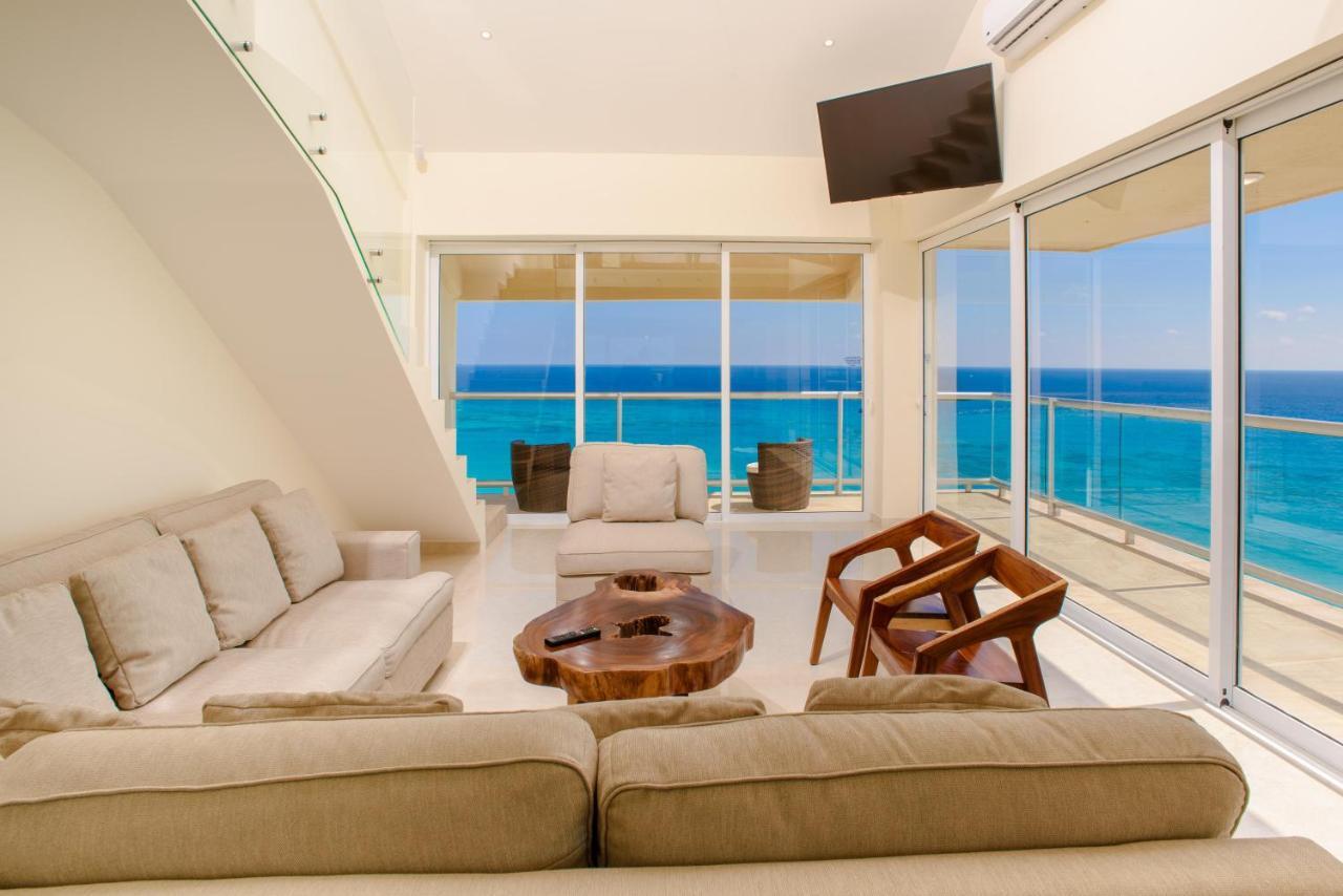 2 Story Oceanfront Penthouses On Cancun Beach! Buitenkant foto